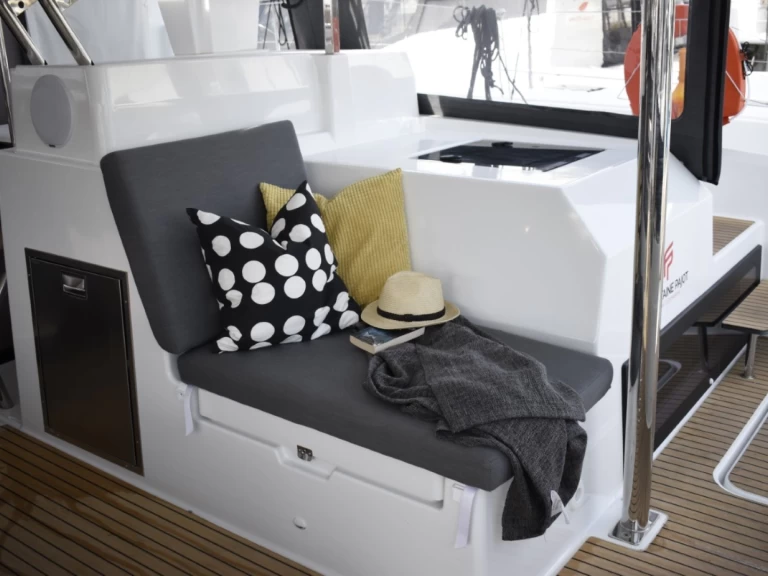 Catamarán para alquilar Seget Donji al mejor precio