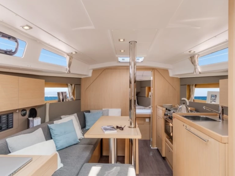 Velero para alquilar Split al mejor precio