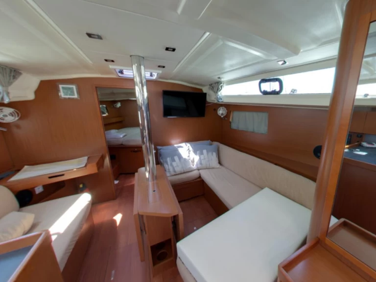 Alquiler Velero Bénéteau con o sin  título de navegación