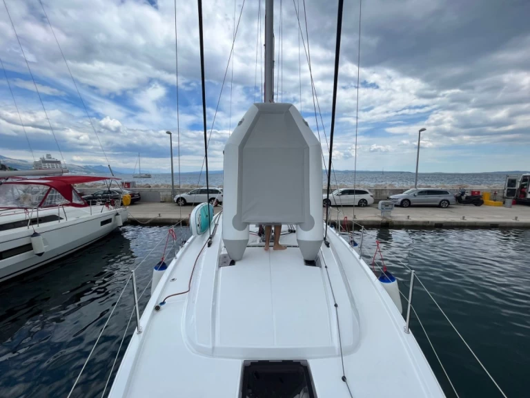Alquiler de Bénéteau Oceanis 40.1 en Split