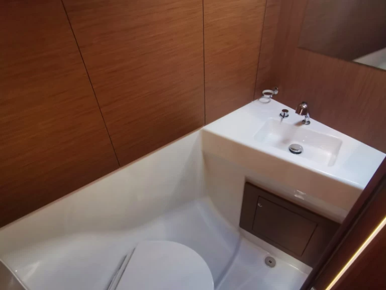 Alquiler de Velero, con o sin patrón Bénéteau Pomer