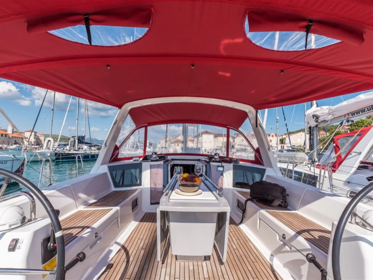 Alquiler de Bénéteau Oceanis 45 en Split