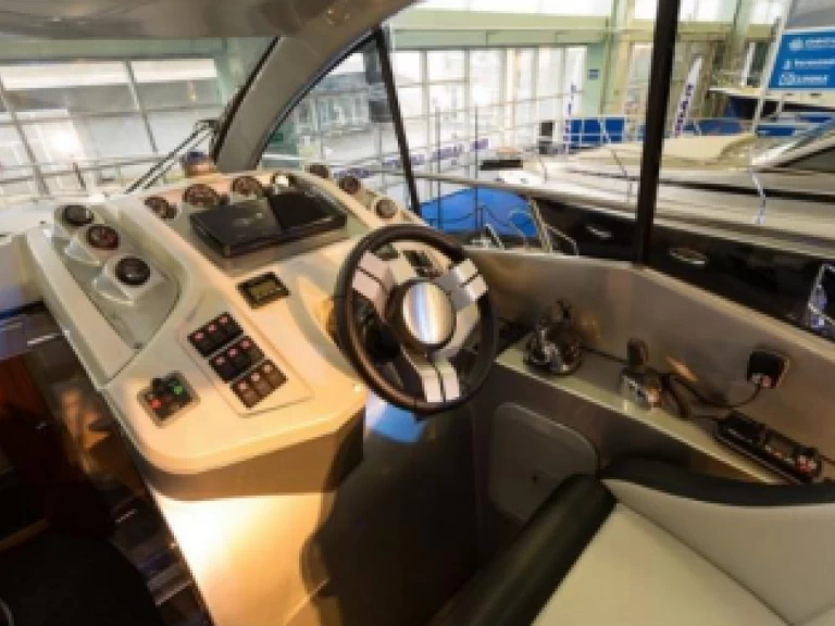 Alquiler de embarcaciones Grginić Mirakul 40 enKomolac en Samboat