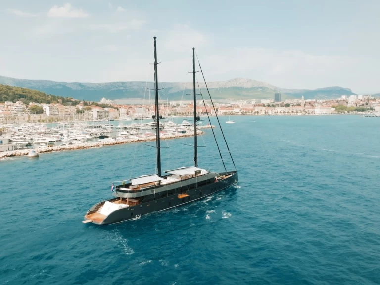 Radež d.d. Reposado de alquiler a Krilo