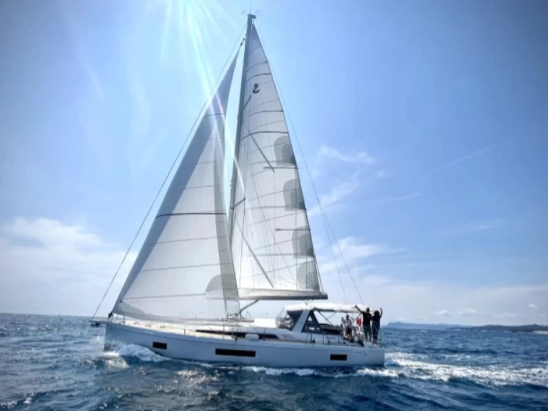 Velero para alquilar Toulon al mejor precio