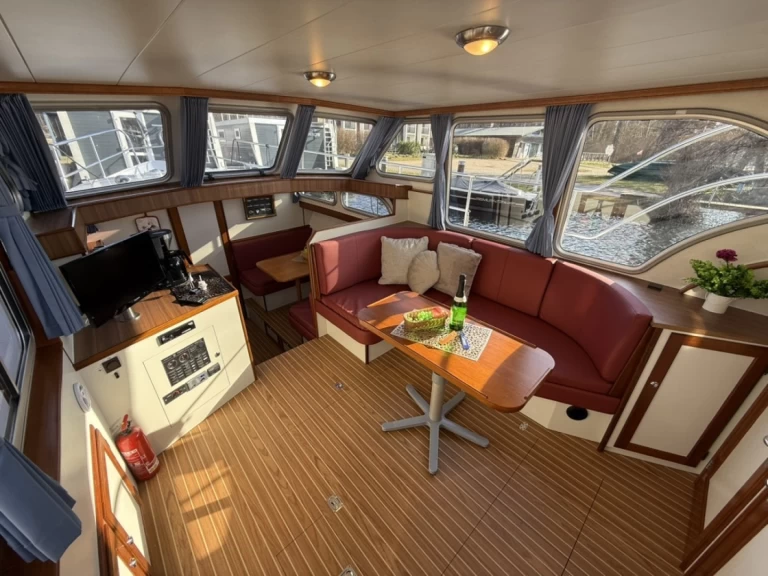 Alquiler de Casa flotante, con o sin patrón Pedro Röbel