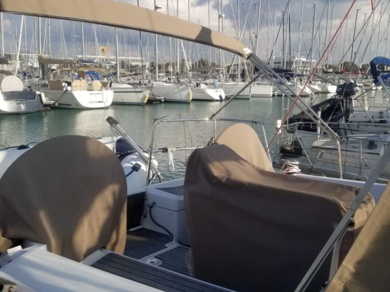 Alquiler La Rochelle - Jeanneau Sun Odyssey 379 en SamBoat