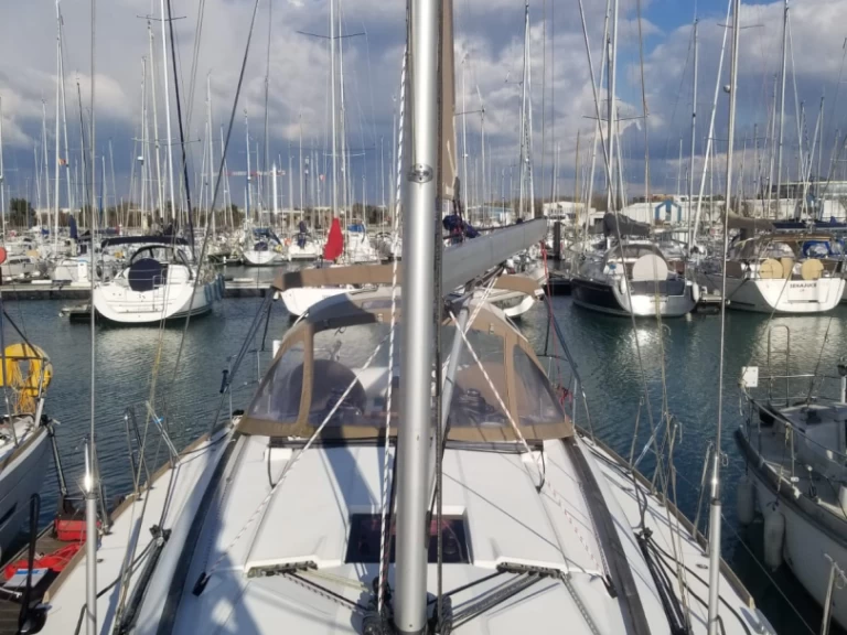 Alquiler de Jeanneau Sun Odyssey 379 en La Rochelle