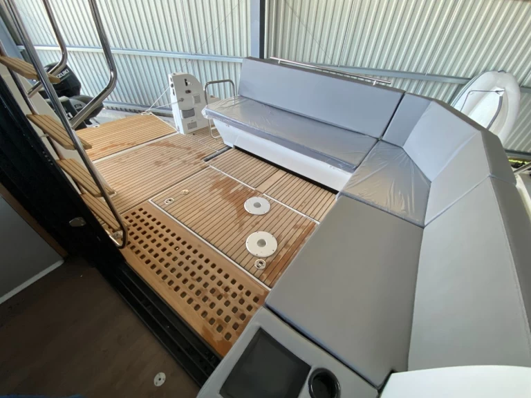 Alquiler de Lancha, con o sin patrón Bénéteau Ajaccio