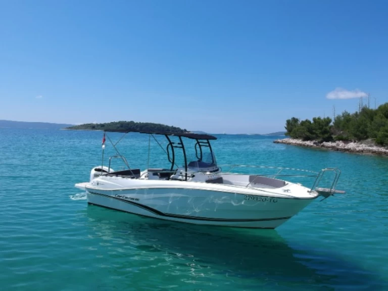Lancha para alquilar Trogir al mejor precio