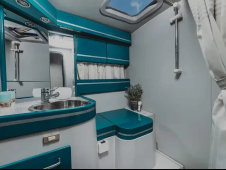 Cranchi Mediterranee 40 de alquiler a Vulcano