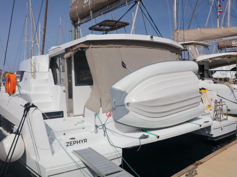 Alquiler Catamarán Bali con o sin  título de navegación