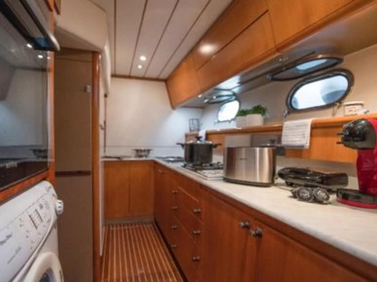 Alquiler Rrethi i Vlorës - Ferretti Altura 39 en SamBoat