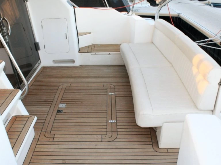 Alquiler de Lancha, con o sin patrón Dyna Himarë