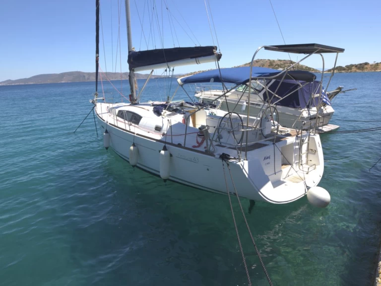 Alquiler de barcos Páchi barato de Oceanis 43