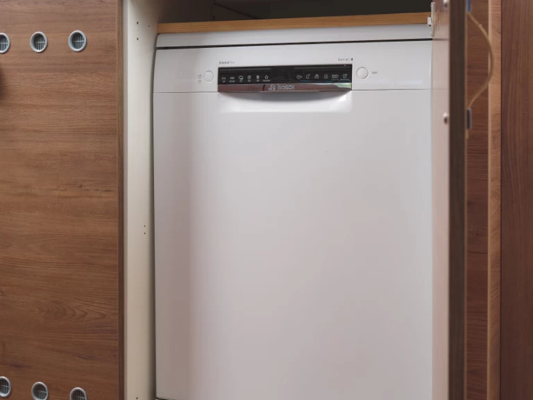 Bali Bali 5.4 de alquiler a Trogir