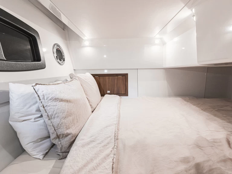 Alquiler de barcos Trogir barato de Grandezza 34 OC