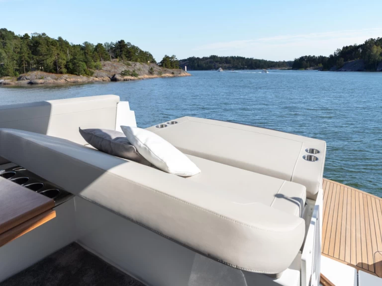 Alquiler Lancha Grandezza con o sin  título de navegación