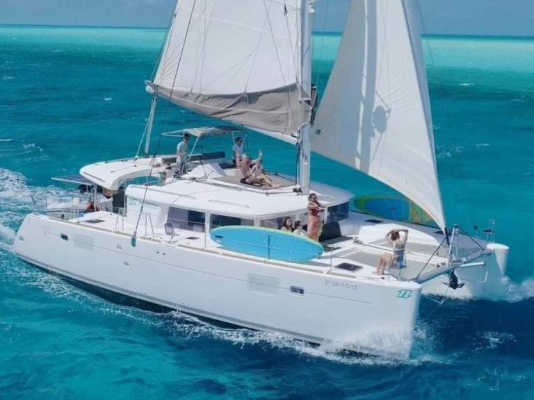 Catamarán para alquilar Marina Ibiza al mejor precio