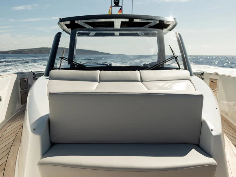 Lancha para alquilar Port Adriano al mejor precio