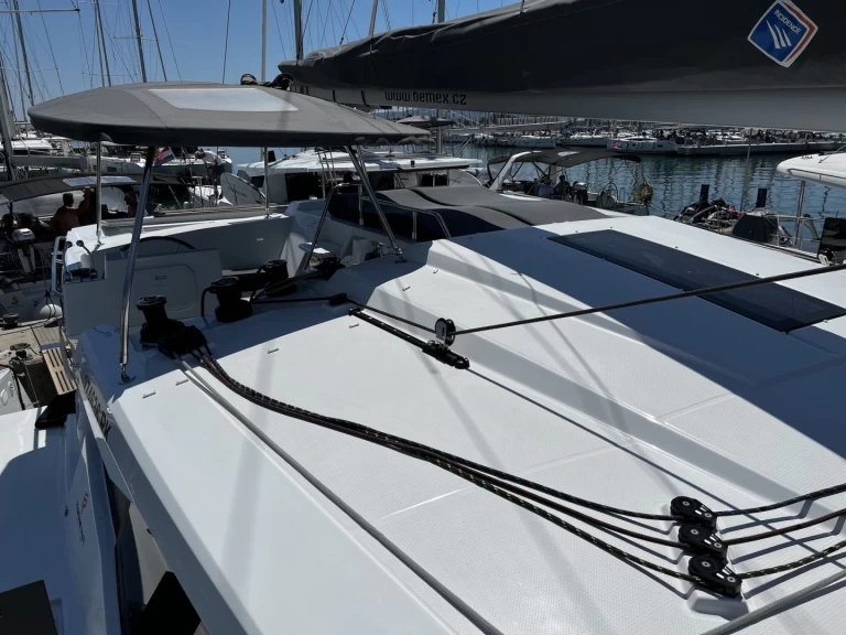 Fountaine Pajot Astrea 42 de alquiler a Sukošan