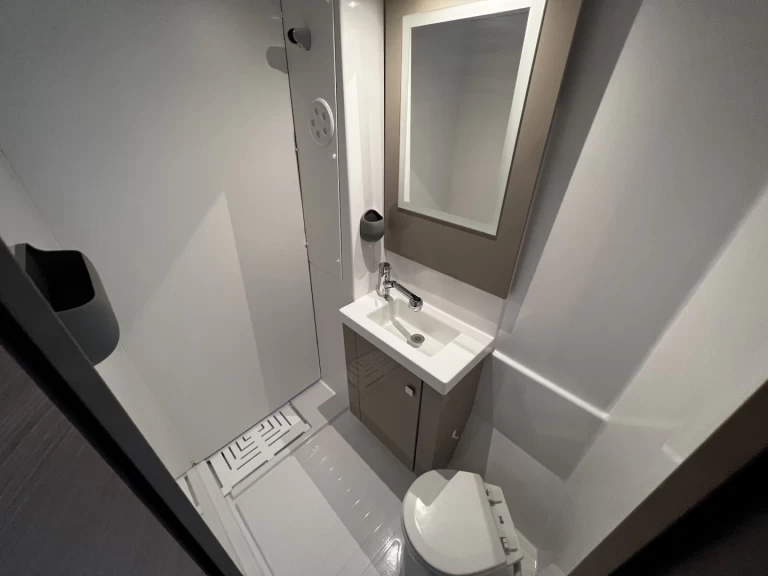 Alquiler de Catamarán, con o sin patrón Fountaine Pajot Sukošan