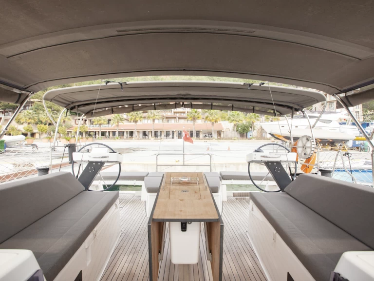 Alquiler de barcos Orhaniye barato de Dufour 470