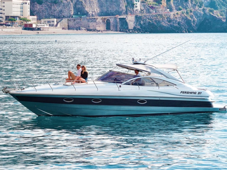 Lancha para alquilar Corfú al mejor precio