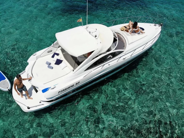 Alquiler Corfú - Pershing Pershing 37 en SamBoat