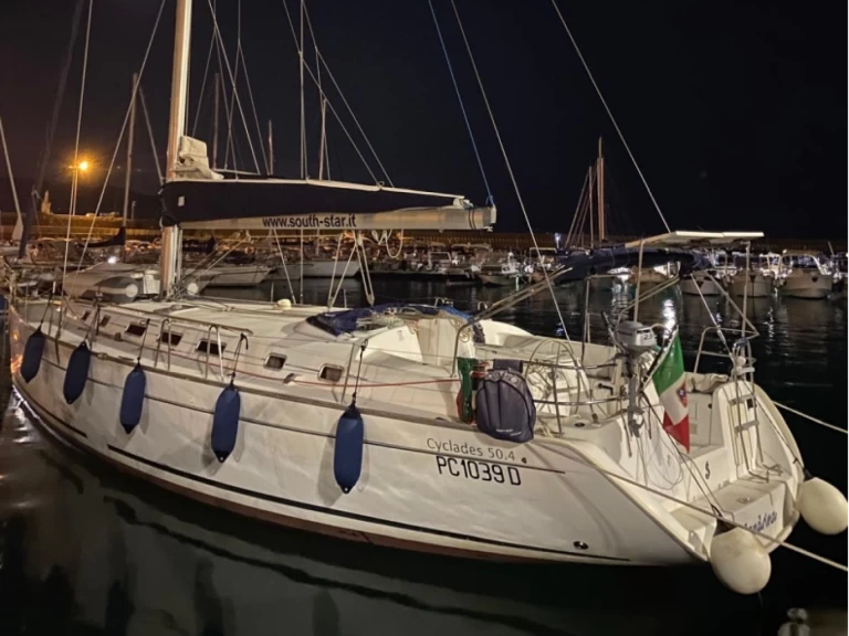 Bénéteau Cyclades 50.4 de alquiler a Porto di Salerno
