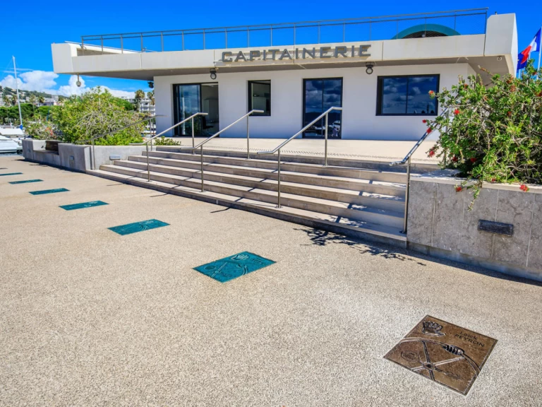 Alquiler Lancha en Cannes - Jeanneau Leader 30