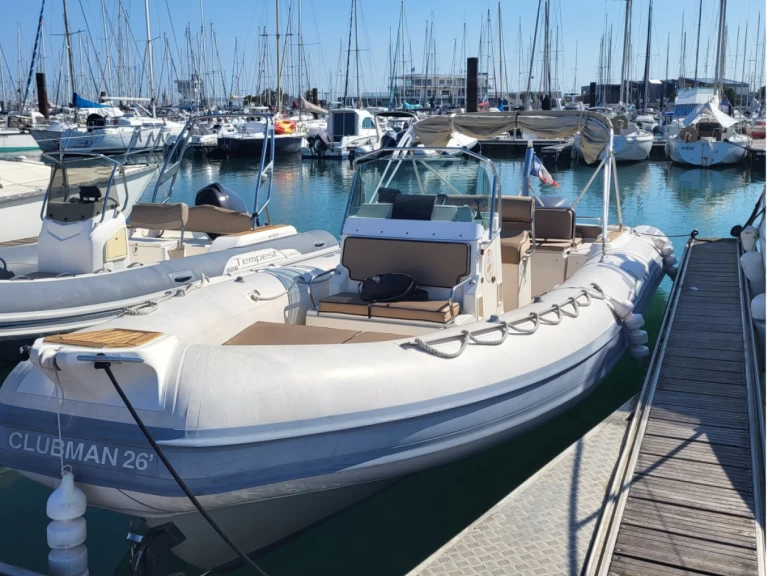 Alquiler de Neumática, con o sin patrón Joker Boat Les Minimes