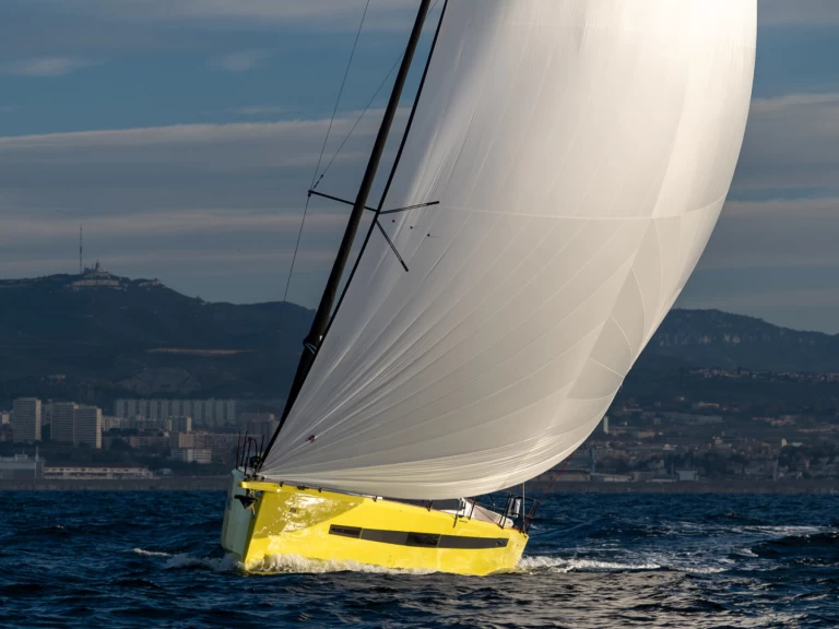 Alquiler de embarcaciones RM RM 1080 enLa Rochelle en Samboat