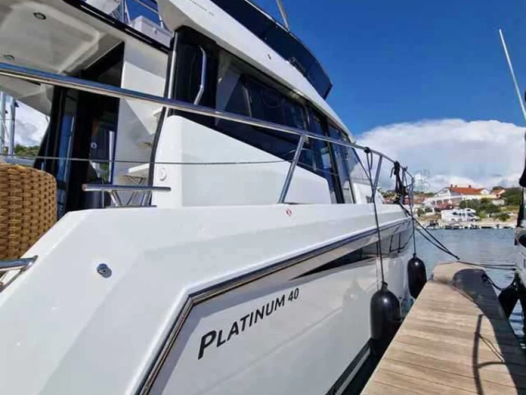 Yate de lujo para alquilar Murter-Kornati al mejor precio