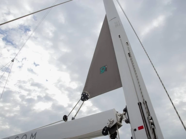 Alquiler de Hanse Hanse 588 (Owner's Version) en Álimos