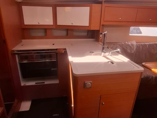 Dufour Dufour 37 de alquiler a Furnari