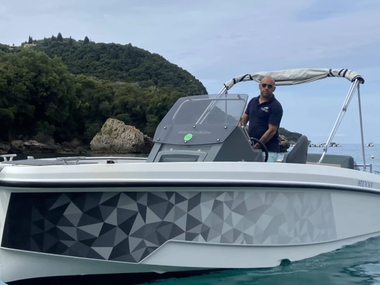 Alquiler de embarcaciones Protagon 20 enCorfú en Samboat