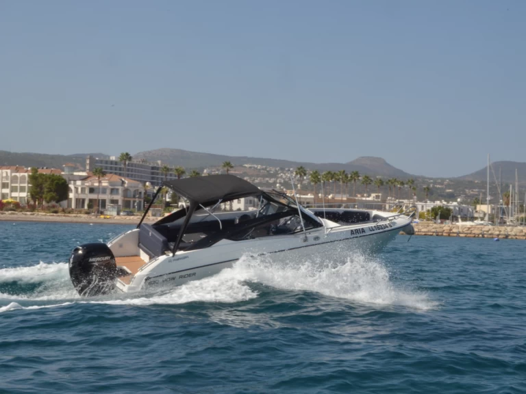 Alquiler Neumática en Latchi - Parker 630 bowrider 