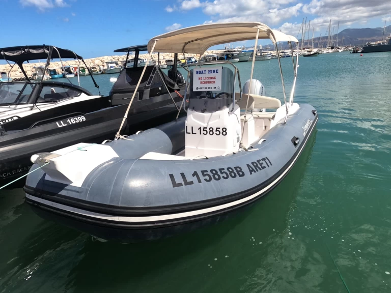 Alquiler de barcos Latchi barato de 570