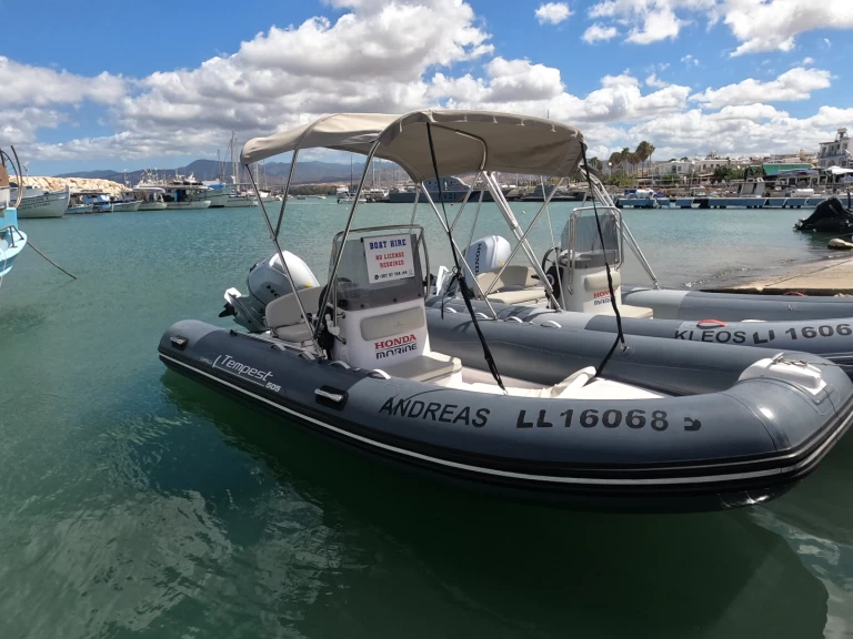 Alquiler de embarcaciones Tempest 505 Easy Line enLatchi en Samboat