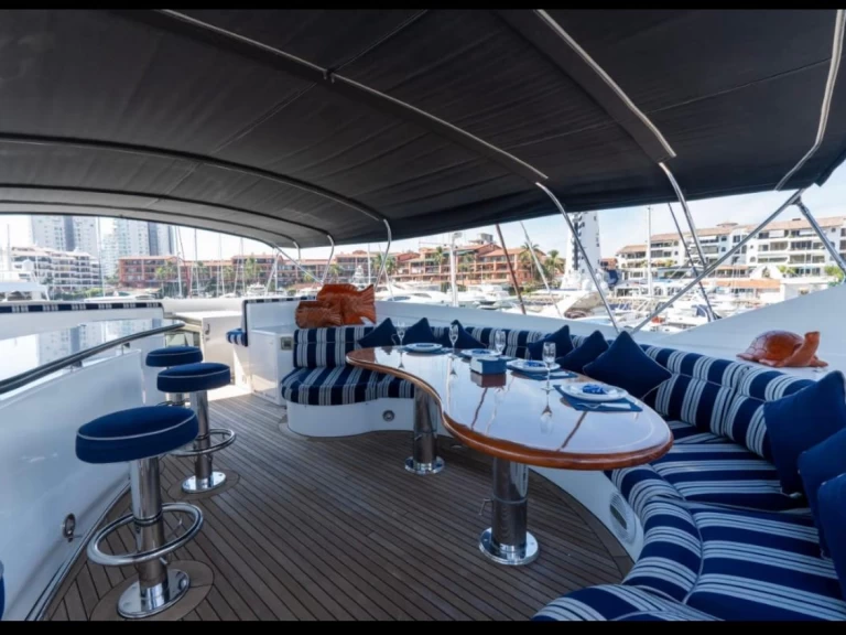 Alquiler Puerto Vallarta - Palmer Johnson 120 en SamBoat