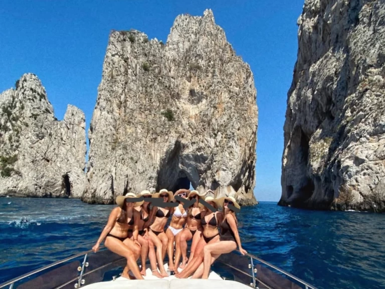 Alquiler de Darlin Gozzo napoletano veloce  en Nápoles