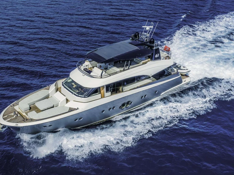 MonteCarloYachts GIORGIO de alquiler a Kumbor