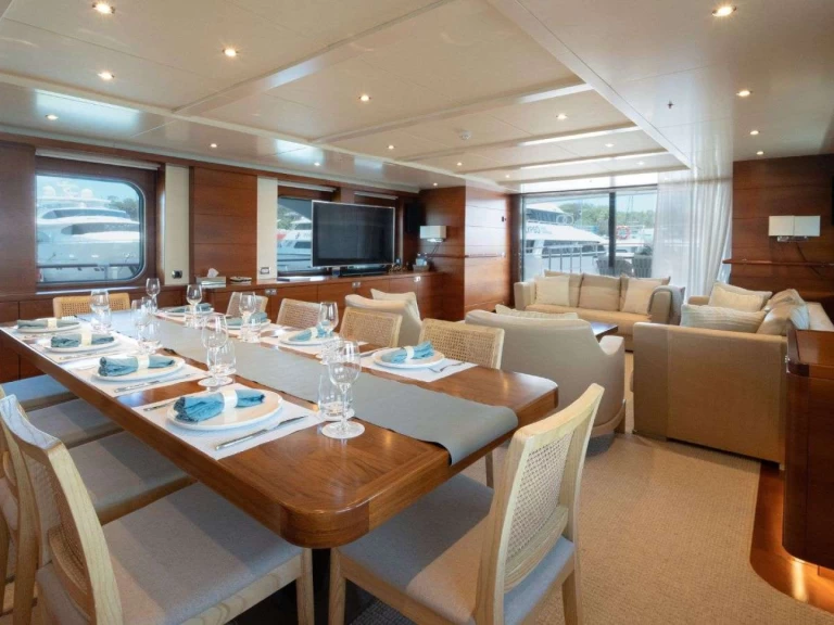 Moonen BELUGA de alquiler a Cairns