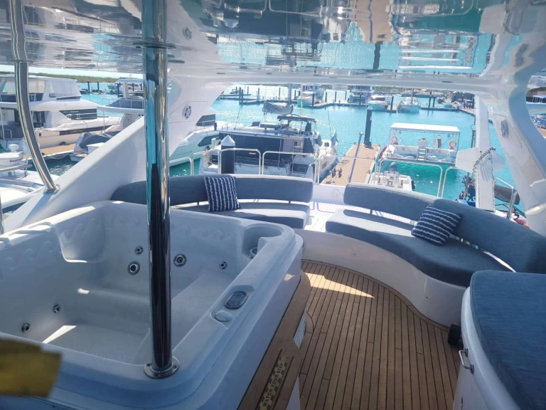 Alquiler Yate de lujo en Islas Turcas y Caicos - Azimut Saphire Blue