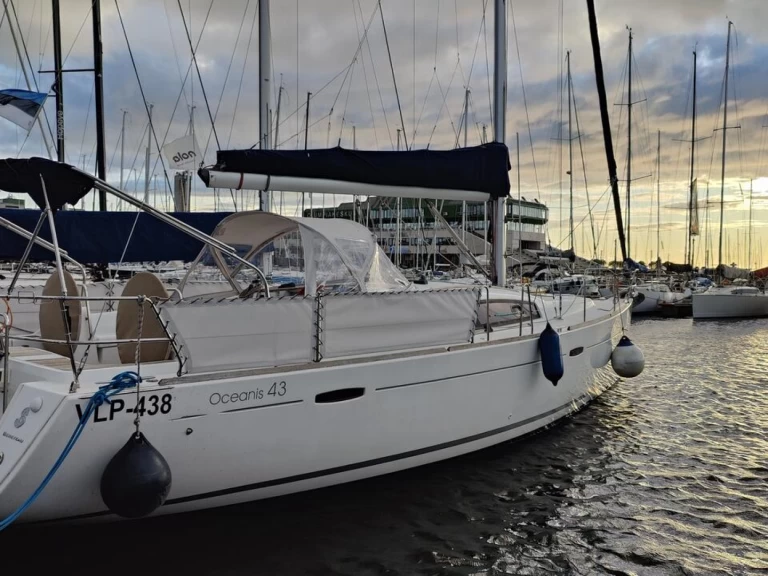 Bénéteau Oceanis 43 de alquiler a Tallinn