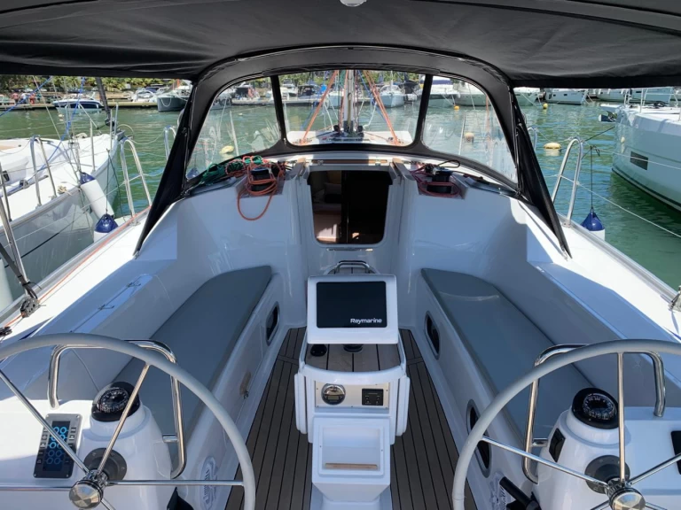 Velero para alquilar Paraty al mejor precio