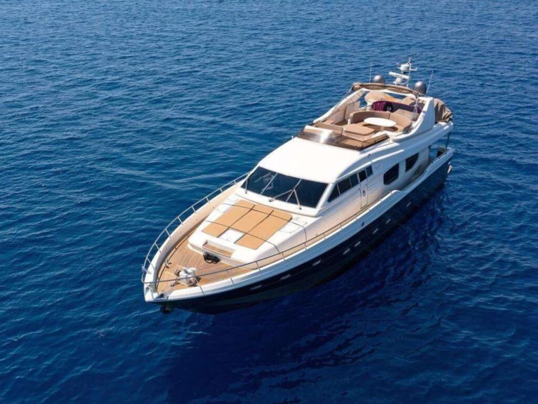 Posillipo STRESS NEGATIVE  de alquiler a Atenas