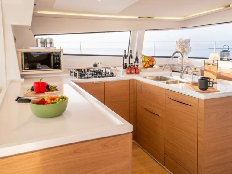 Alquiler Catamarán en Playa de Talamanca - Bali Bali 5.4