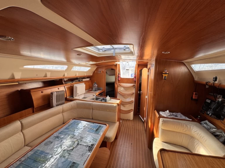 Alquiler de barcos Port-Haliguen barato de Sun Odyssey 40